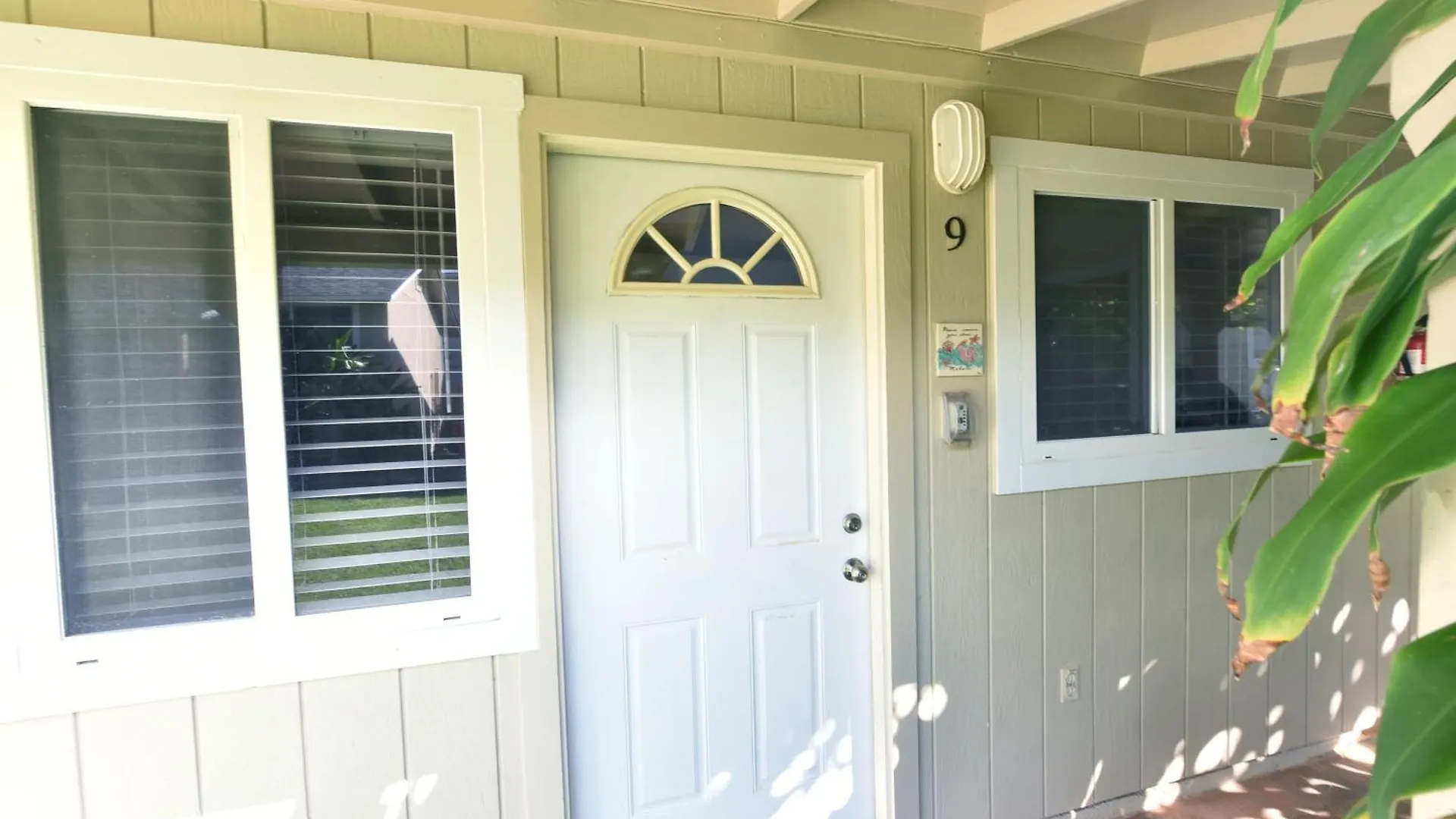 Waimanalo Beach Cottages 0*,
