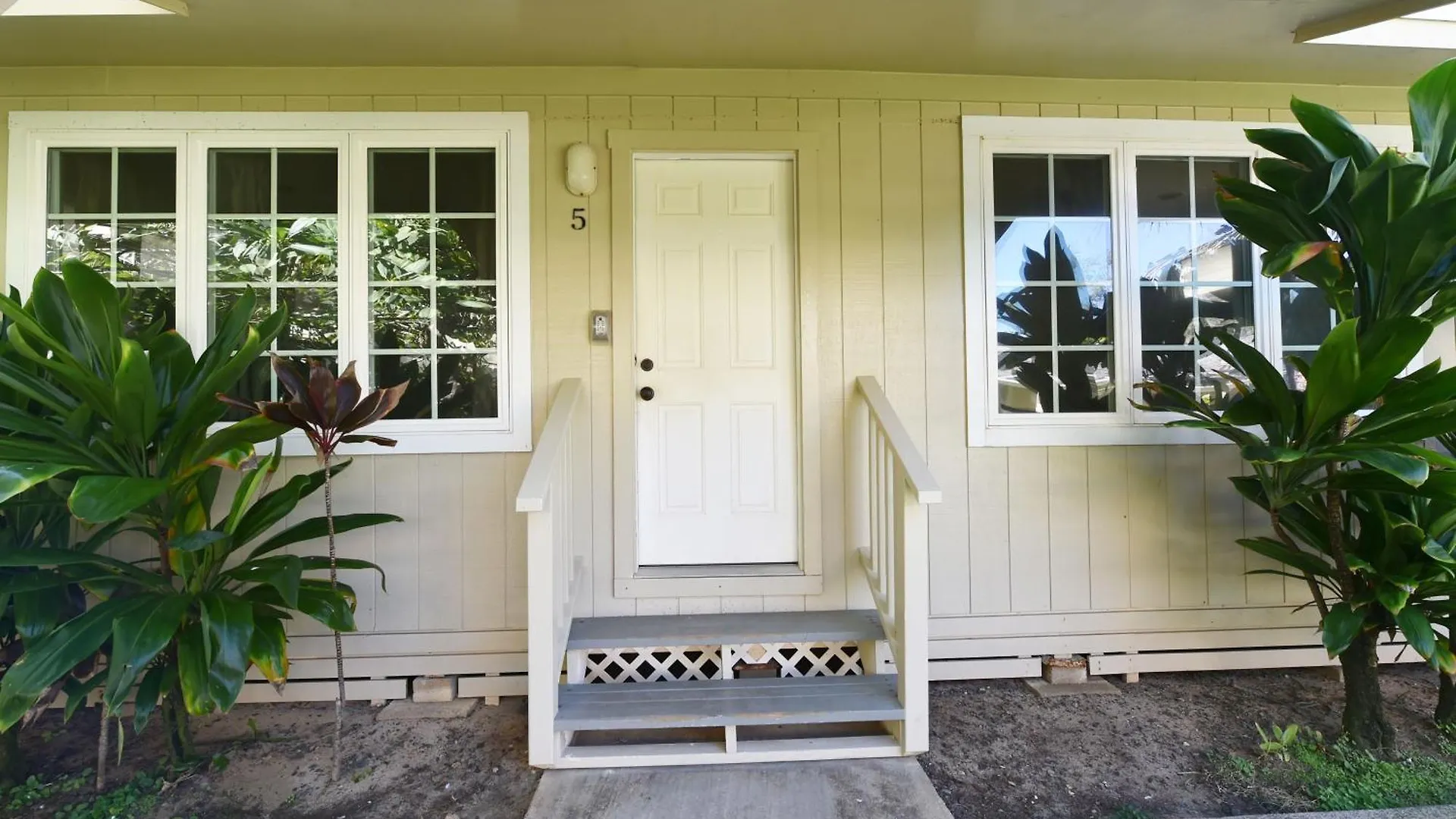 Waimanalo Beach Cottages بيت خشبي