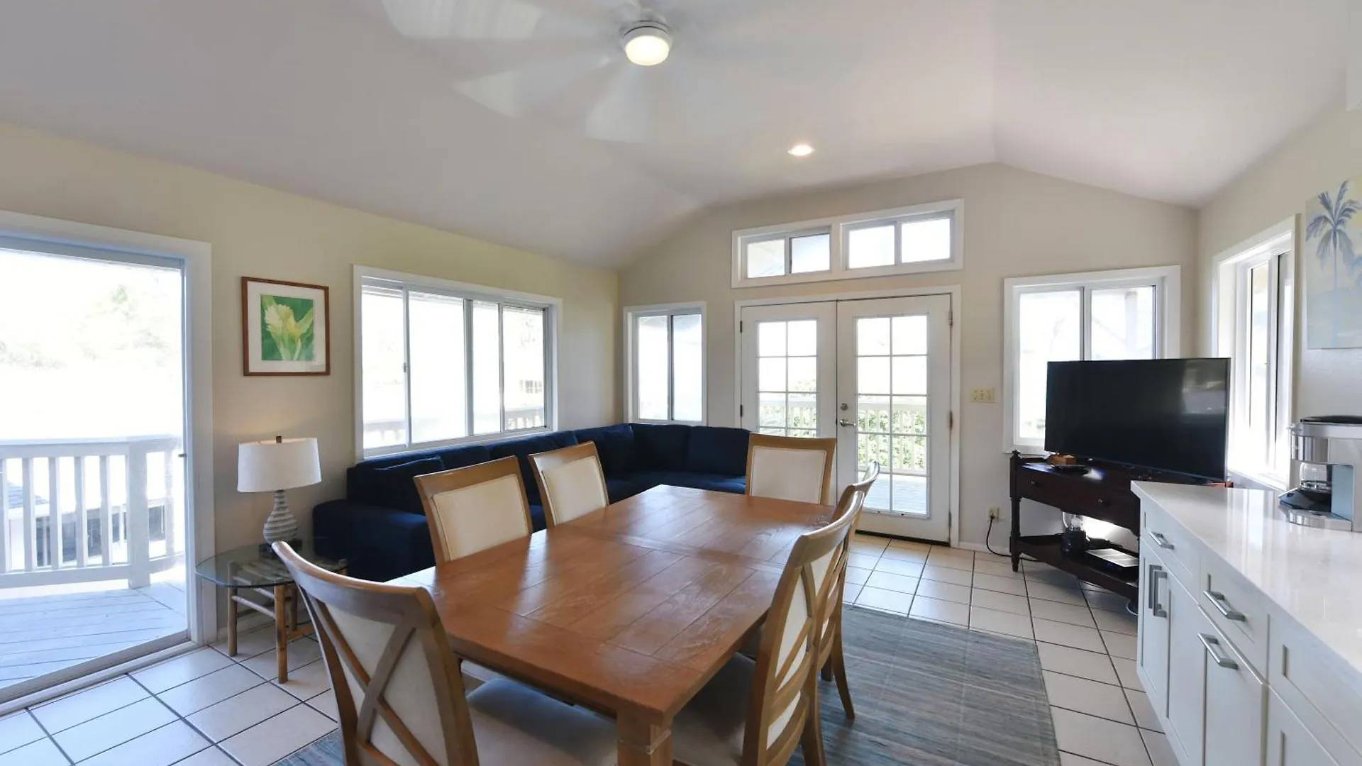 Waimanalo Beach Cottages