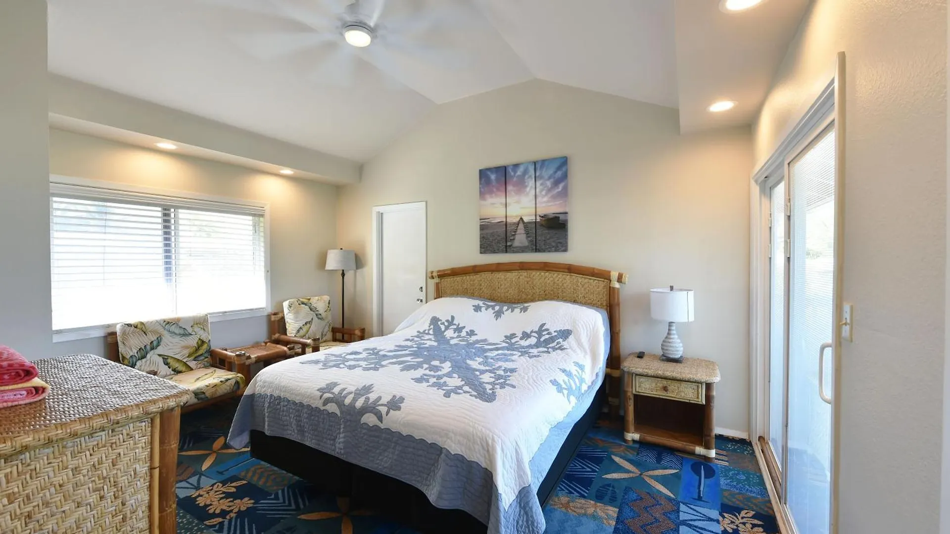 Waimanalo Beach Cottages