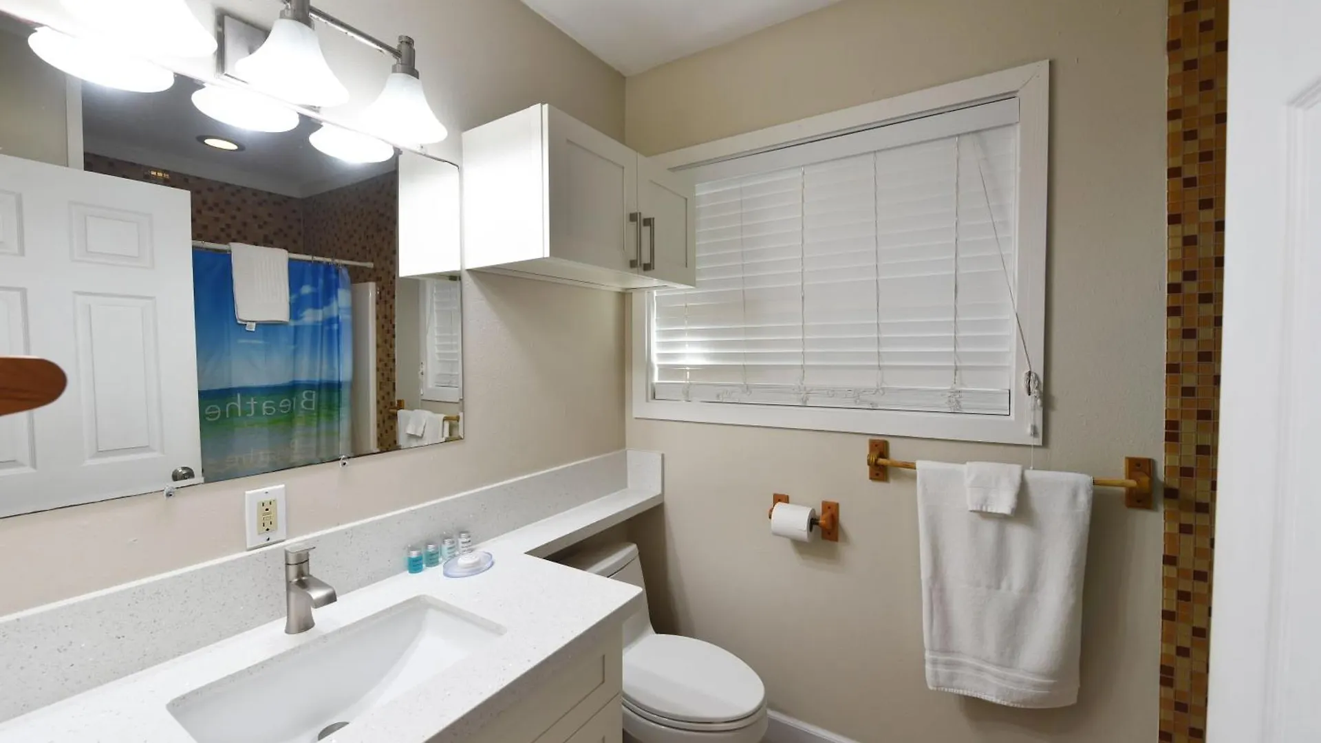 Waimanalo Beach Cottages بيت خشبي